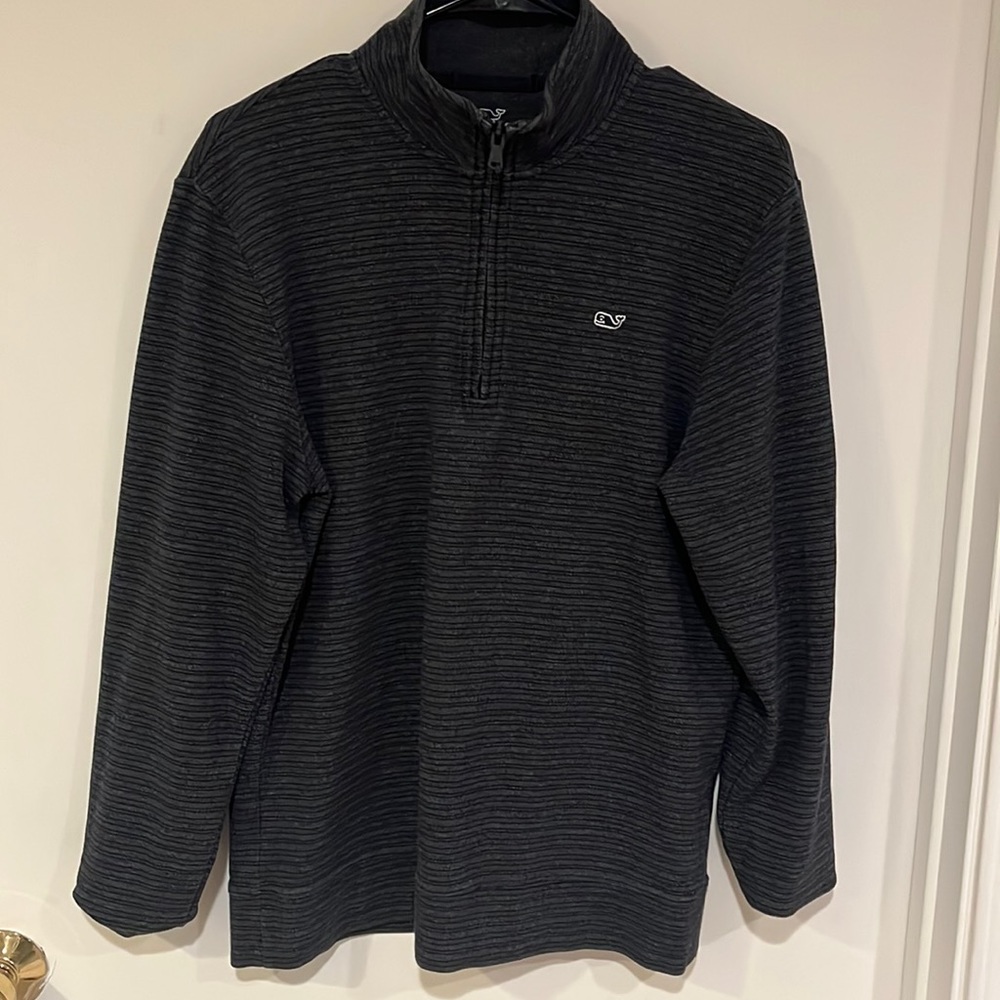 Men’s vineyard vines performance size M quarter zip